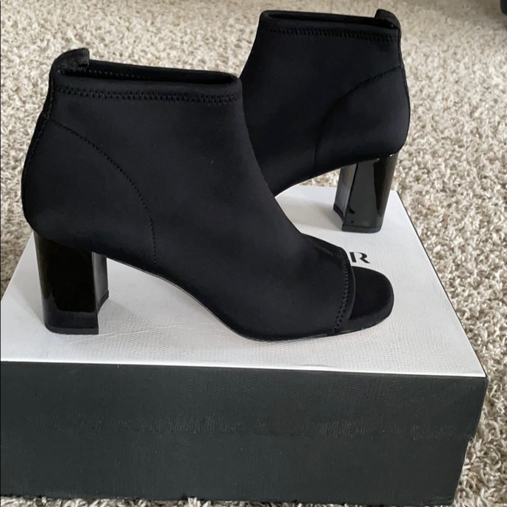 NEW Donald J. Pliner shoes❤️